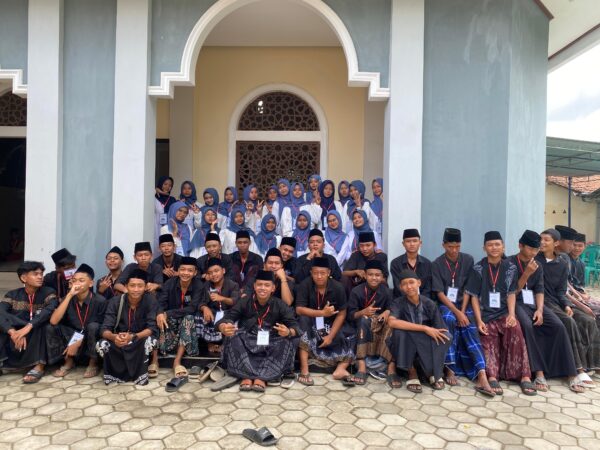 Putra-Putri IRMAS Masjid Jami Baiturrohmah Menganti Pascakegiatan